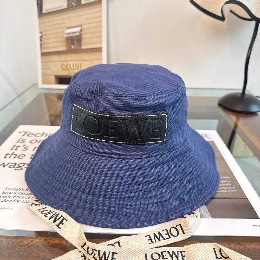 Loewe purple fishing hat - Picture 1 of 6